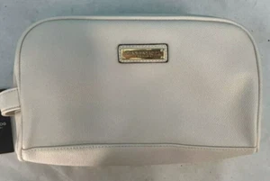 Estuche/bolso de cosméticos London Fog Elsie 100 aniversario crema caviar relieve con cubierta - Imagen 1 de 12
