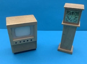 Vintage Dolls House Dol Toi TV & Grandfather Clock - Picture 1 of 5