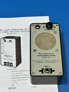 OSCILADOR CÓDIGO CO-1 HEATHKIT CON PIEZAS MANUALES IMPRESAS O REPARACIÓN CW PRÁCTICA - Imagen 1 de 12