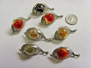 Colgantes vintage años 80 peltre plata 7 delfines danzantes en esfera de vidrio 47912 - Imagen 1 de 8