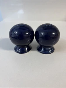 Fiesta Fiestaware Salt & Pepper Shaker Set Cobalt Blue Retired Homer Laughlin - Picture 1 of 6