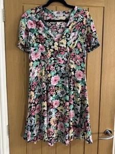 Red Herring, Size 10, Light Floral Dress With Tie Detail On Waist - Picture 1 of 11