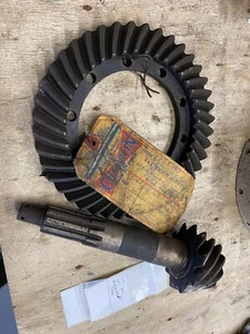 Vtg 1937-41 Plymouth dodge Desoto Chrysler Truck Auto Ring Pinion Gear Set 410 - Picture 1 of 9