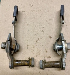 Ejes y ajustadores de rueda delantera Lawn-Boy 8243 603441 153444 - Imagen 1 de 2