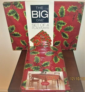 Quadratische Tischdecke und Tischsets Nikolaus rot Stechpalmenmuster - Bild 1 von 8