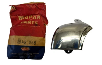 1954 Plymouth para-lama traseiro direito extensão de escudo de pedra 1542268 novo na caixa - Imagem 1 de 4