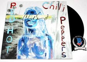 CHAD SMITH RED HOT CHILI PEPPERS SIGNED 'BY THE WAY' VINYL RECORD BECKETT COA - Picture 1 of 4