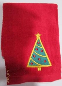 DISH CLOTH--SCRUBSY..DOUBLE YOUR POWER AND CLEAN..CHRISTMAS TREE - Picture 1 of 1