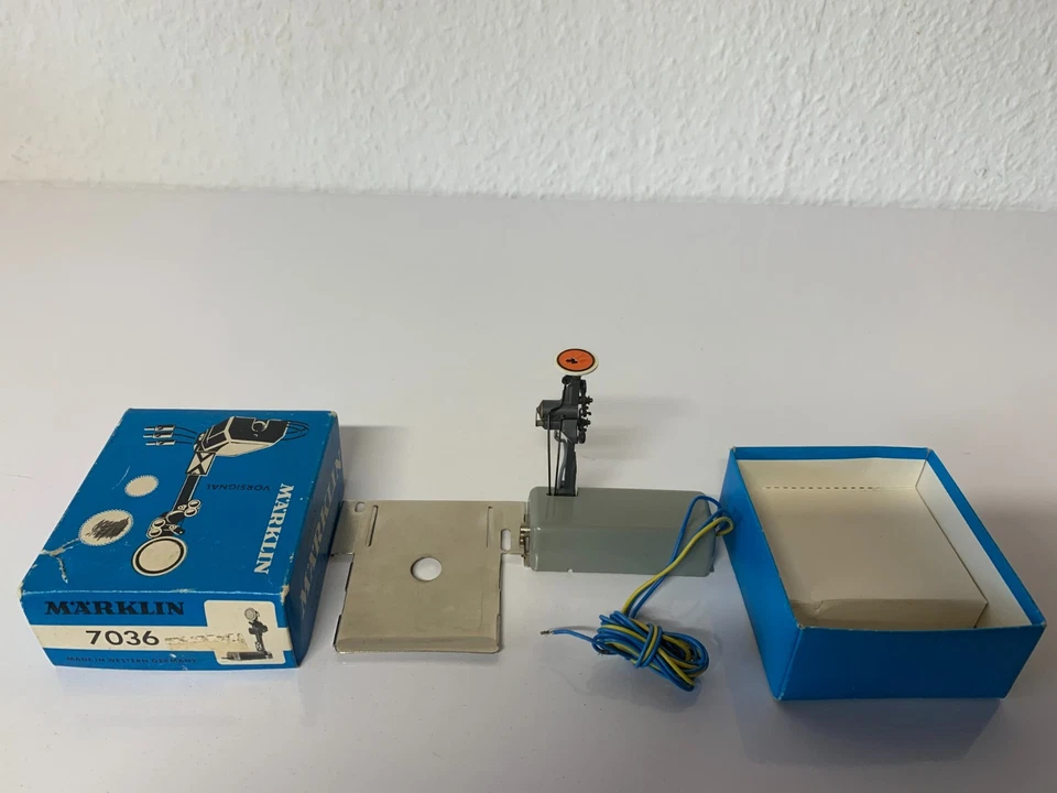 K 1 ) Märklin H0 7036 Vorsignal Signal - mit OVP - Getestet - - Bild 1 von 4