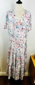 Tokito Curve Floral Wrap Maxi Dress Size 16 Pastel Flutter Sleeve V Neck RRP$129 - Picture 1 of 10