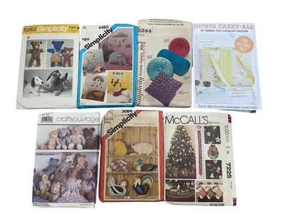 Simplicity & McCalls Vintage Sewing Patterns Bundle Craft & Home Decor - Image 1 of 4