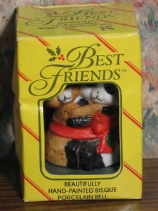 Campana Adorno Navidad Porcelana Bisque 2 1/2" Best Friends Bear and Panda - Imagen 1 de 7