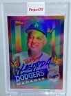 Topps Project 70 #671 1985 Tommy Lasorda by RISK Rainbow Foil 03/70 
