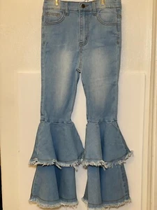 Girl's Fashion Nova Flare Jeans Size 7 New - Picture 1 of 4