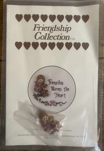 Dutch Touch FRIENDSHIP WARMS THE HEART Cross Stitch Pattern + Painted Figure VTG - Picture 1 of 2