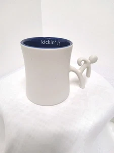 Taza de té de café de cerámica Ensemble Postures 12 oz (Kickin' It) usada en excelente estado  - Imagen 1 de 7