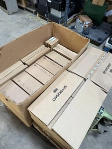 Pallet of 145 New Lenovo Traditional USB Keyboard P/N: 00XH688 - Afbeelding 1 van 4