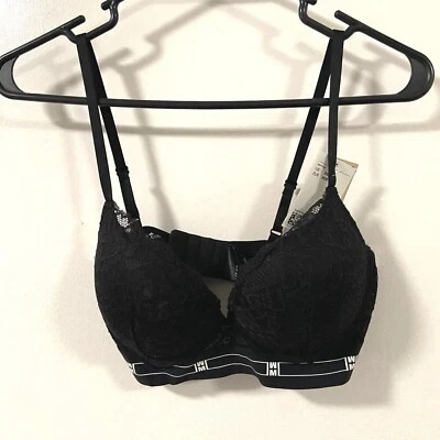 Sexy sujetador súper push up de encaje negro talla 36B de H&M Foto 1 de 4