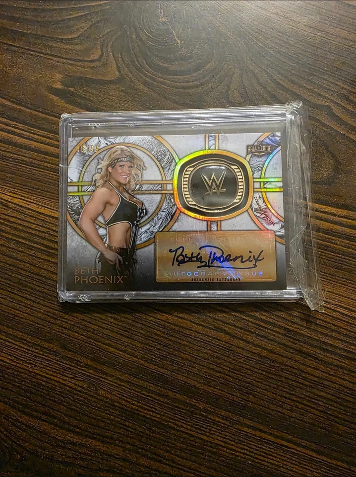 2018 Topps Legends of the WWE - Hall of Fame Ring Autographs Beth Phoenix... - Image 1 of 1