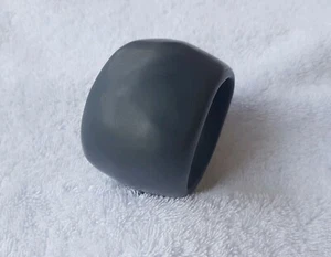 🔶LARGE GENUINE DINOSAUR DESIGNS CHUNKY CUFF RESIN BANGLE AUST. OZ DESIGN - Picture 1 of 5
