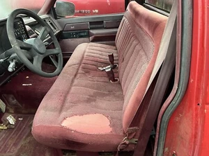 88-98 Chevy Silverado GMC Sierra 1500 2500 3500 FRONT BENCH SEAT RED CLOTH MAN - Picture 1 of 10