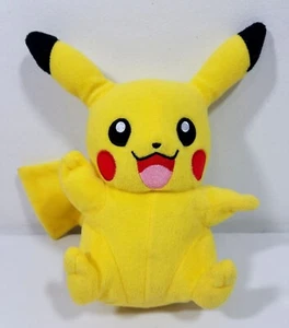 Juguete de peluche Tomy Pokemon Waving Pikachu de 8" 2017 - Imagen 1 de 11