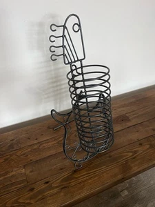 Small Metal Guitar Shaped CD Storage Rack Holds 12 CDs Sturdy Unique CD Holder - Picture 1 of 5