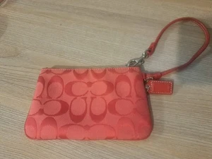 Coach kleine charakteristische Canvas rote Geldbörse/Handgelenktasche Portemonnaie 6 Zoll x 4 Zoll  - Bild 1 von 6