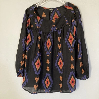 Блузка Lucky Brand большая черная ацтекская с графическим богемным принтом плиссированная собранная - Изображение 1 из 4