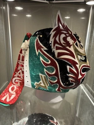 Máscara Dragon Lee Ring usada assinada e datada WWE NXT LWO CMLL NJPW ROH IWGP AAA AEW - Imagem 1 de 4