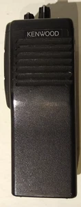Kenwood TK-290 VHF 136-174 MHz 160 canali radio portatile con batteria e clip da cintura - Foto 1 di 7