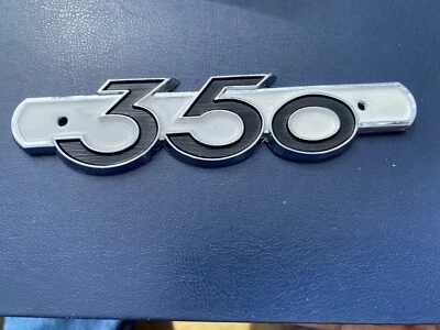 Suzuki T350 Rebel High Quality Pattern  SIDE EMBLEM BADGE  NOS T350  Rare - Image 1 of 4