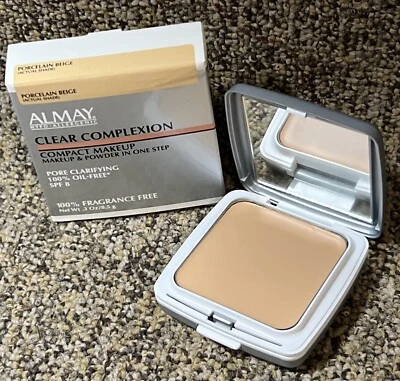 Almay Clear Complexion Compact Makeup PORCELAIN BEIGE Fragrance Free Oil free - Image 1 of 4