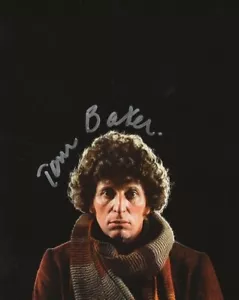 Doctor Who Autograph: TOM BAKER (The Fourth Doctor) Signed Photo - Foto 1 di 1