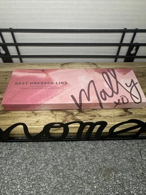 Mally BEAUTY Best Dressed Lids Neutrals & Bolds 14 Matte & Shimmer Eyeshadow - Image 1 of 4