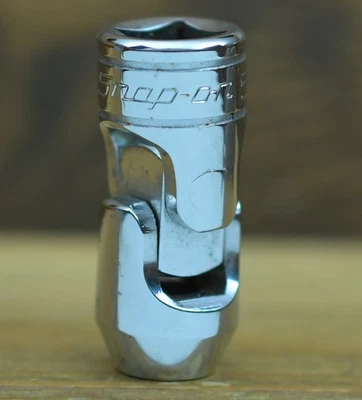 Snap-on FU10A 3/8" Drive 12-Point 5/16" Flank Drive® Shallow Universal Socket - Image 1 of 4