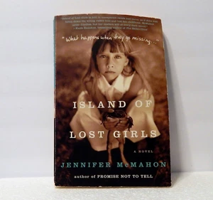 Island Of Lost Girls Paper Back Book Jennifer McMahon Novel - Picture 1 of 3