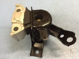 Hydraulic Front Right Motor Mount for 2008-2015 Scion xB 2.4L Auto Transmission - Picture 1 of 6