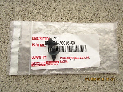 07 - 14 TOYOTA FJ CRUISER JUEGO DE 2 GUARDABARROS PROTECTOR LATERAL PANEL CLIP NEGRO NUEVO Foto 1 de 3