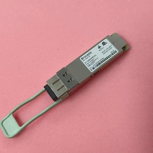 Brocade 40GE  57-1000325-01 QSFP 40GE LM4 140m MM,2km SM LC transceiver module. - Afbeelding 1 van 4