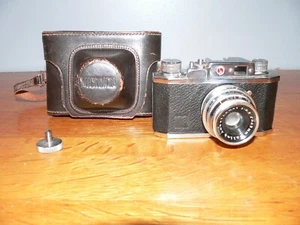 Vintage Micronta 35X 35mm Film Camera with Original Leather Field Case - Picture 1 of 9