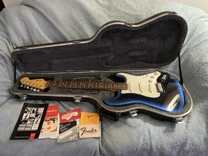 Fender Strat Plus 1995 W HSC sensores de encaje azul excelente estado - Imagen 1 de 16