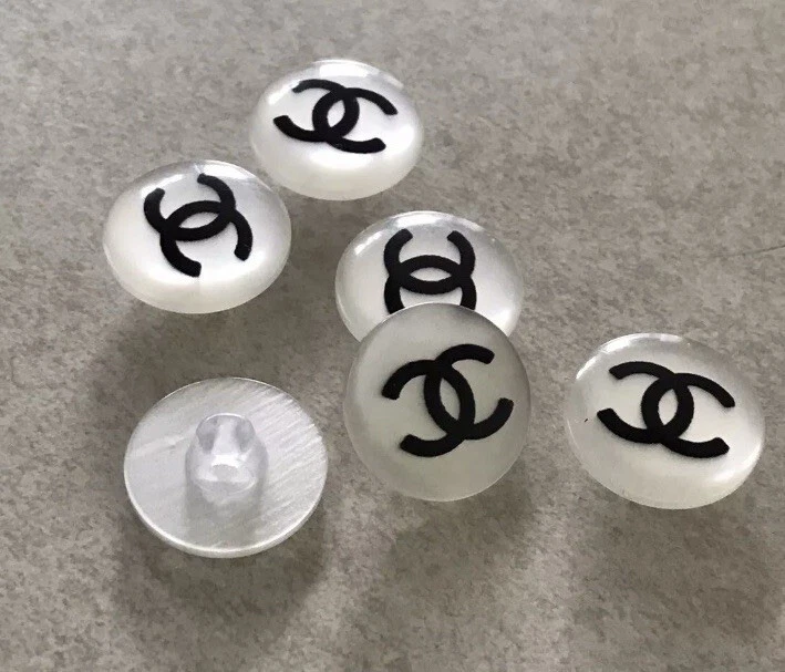 Chanel Vintage 16mm Pearl White Shank Buttons 6pc Set 5/8” - Image 1 of 1