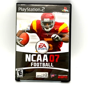 Juego NCAA Football 07 PS2 - Caja abierta, medio sellado - EA Sports College Football - Imagen 1 de 3