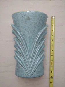 Red Wing Vase Pottery M1461 - Picture 1 of 5