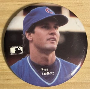 Vintage Circa 1986 MLB Chicago Cubs Ryne Sandberg Button W/ Pin Baseball HOF - Picture 1 of 4