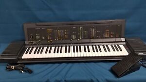 Yamaha PS-6100 Electric Keyboard Synthesizer MIDI w/Sustain Pedal (TESTED)