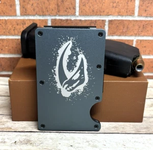 Tactical Minimalist Metal Mandalorian Wallet, RFID Card Holder Mudhorn Wallet - Bild 1 von 6