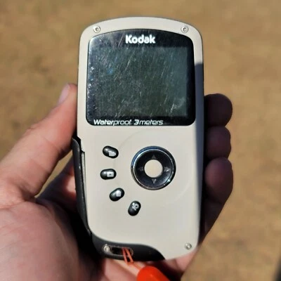 Kodak Play Sport Zx3 1080p Water Resistant 5MP Digital Camcorder Camera. - Image 1 of 4