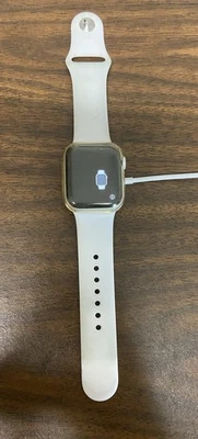 Smartwatch Apple Watch Series 6 40mm alumínio branco - (A22913) (Somente peças) - Imagem 1 de 3